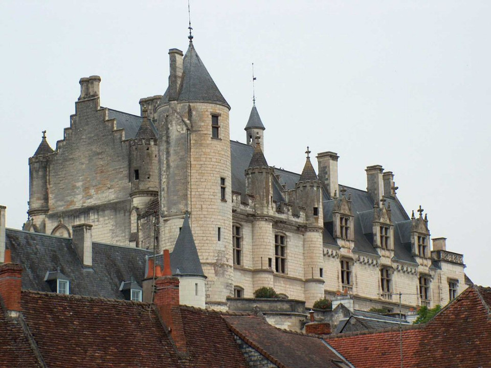 Loches