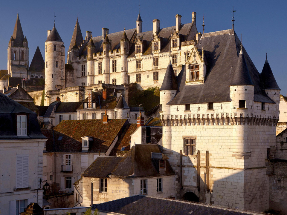 Loches